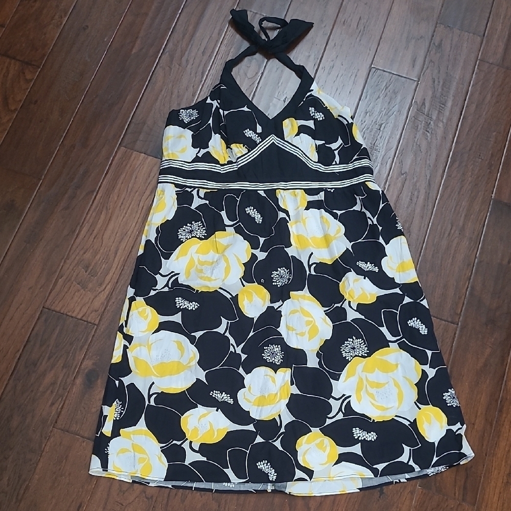 NWT Torrid Black Halter Midi Dress with Yellow & White Floral designs size 22